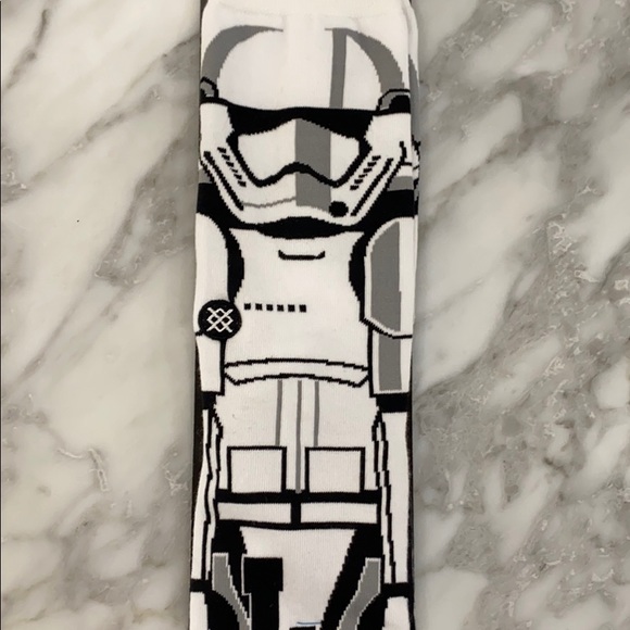 STARWARS STORM TROOPER STANCE SOCKS - Picture 2 of 4